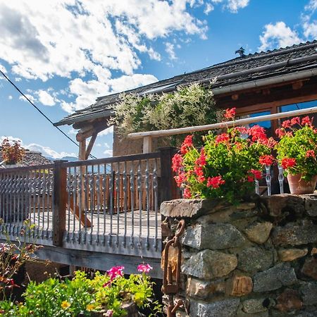 The Dragon Barn - Grenier Villa Ascou Exterior foto